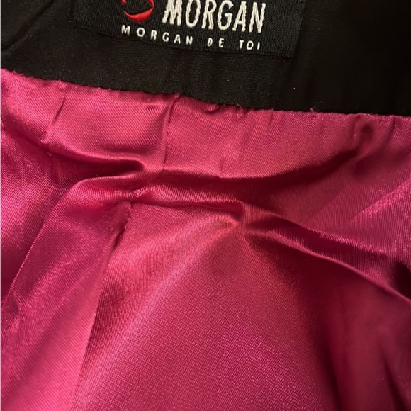 Morgan de Toi Black Trench Coat with Pink Lining - Picture 6 of 9